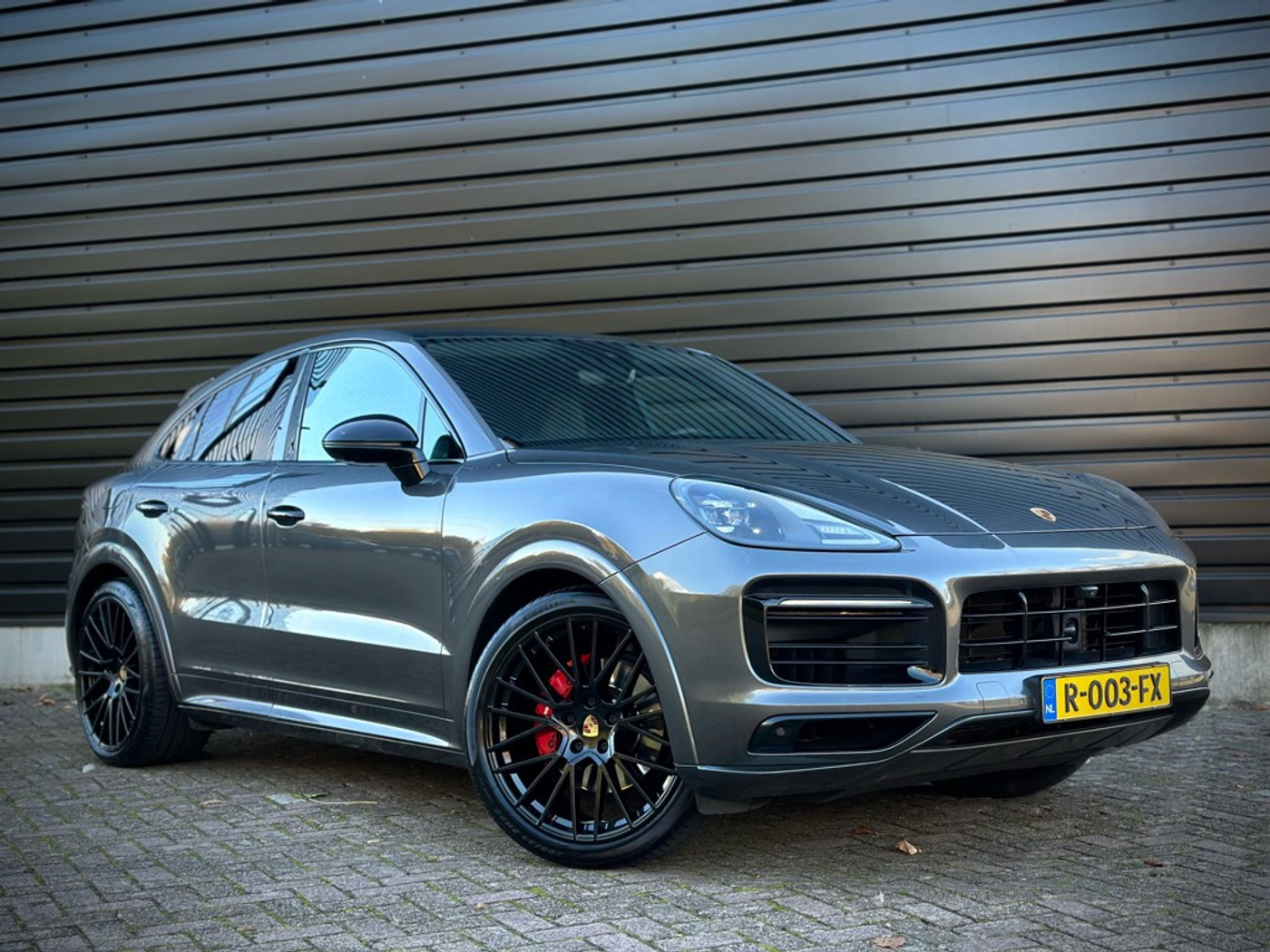 Foto van Porsche Cayenne E-hybrid