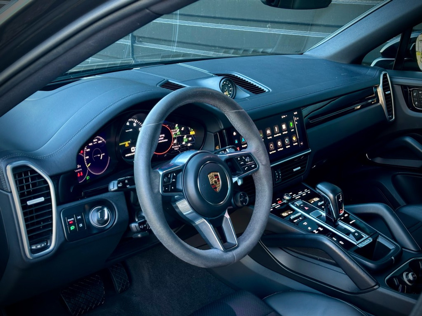 Foto van Porsche Cayenne E-hybrid