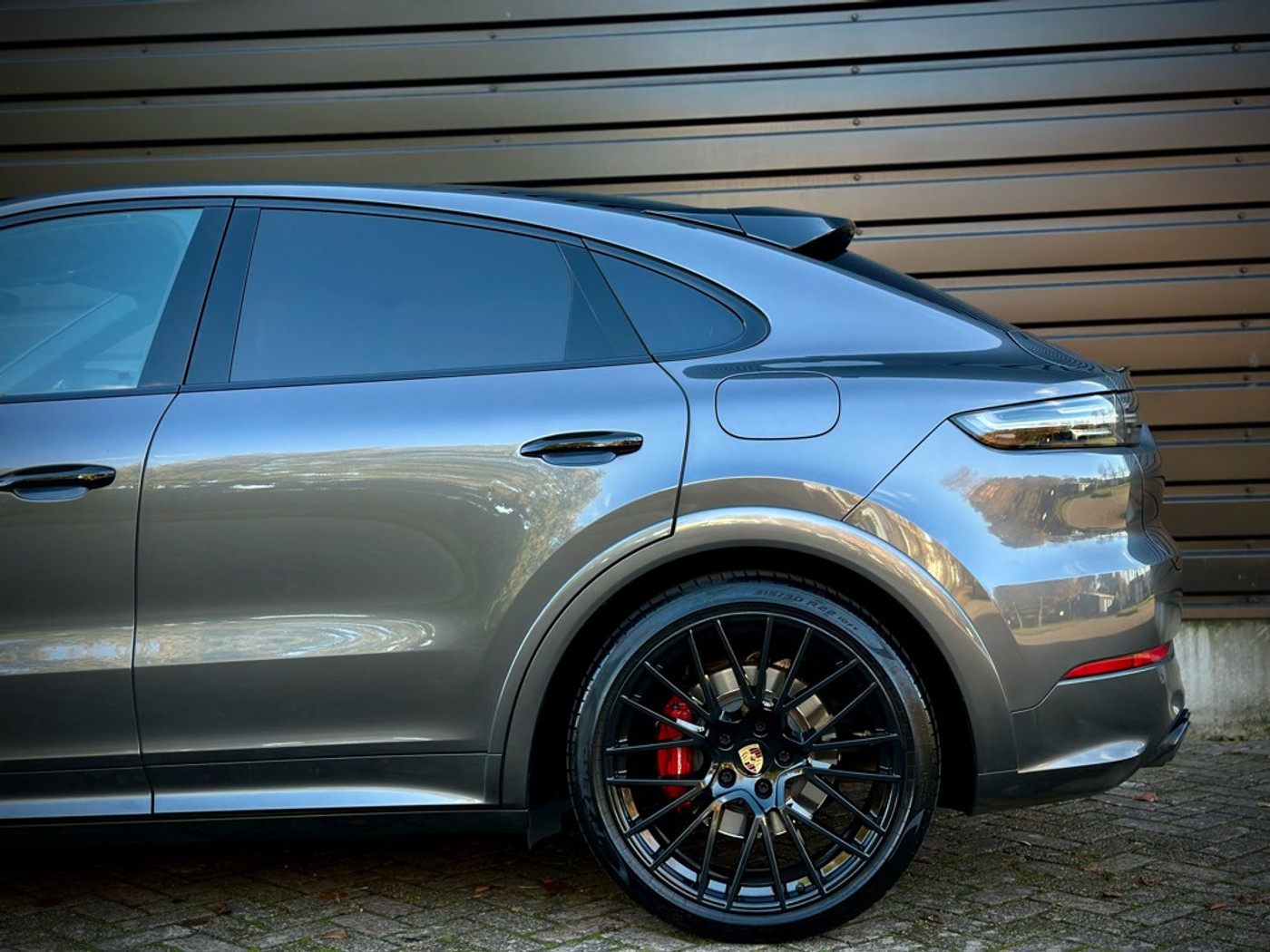 Foto van Porsche Cayenne E-hybrid