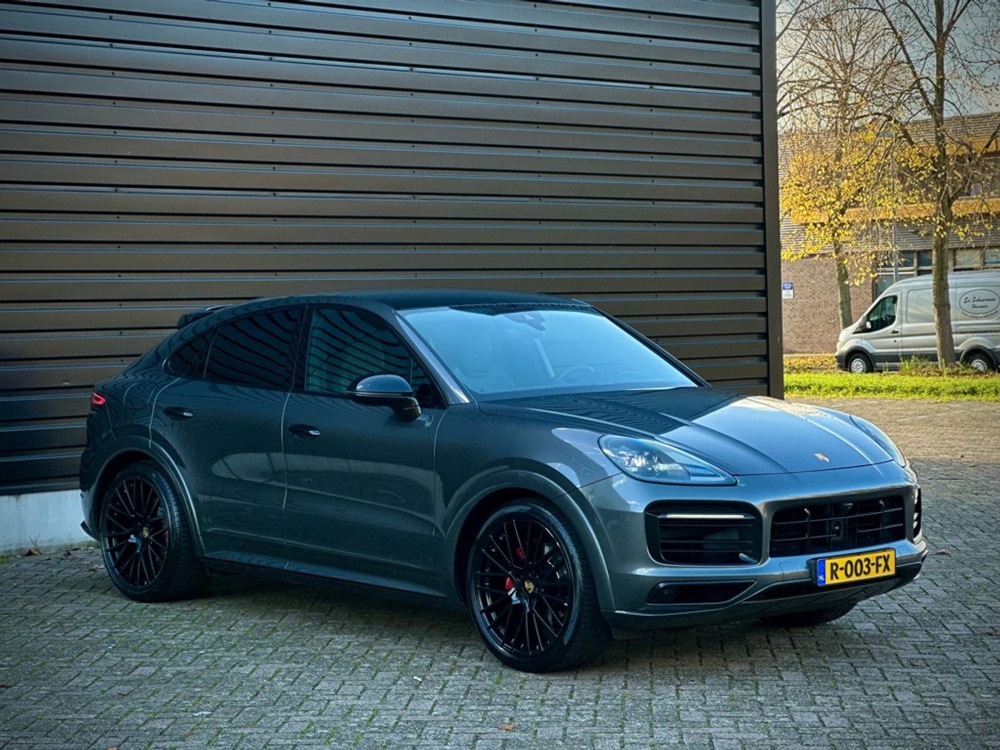 Foto van Porsche Cayenne E-hybrid