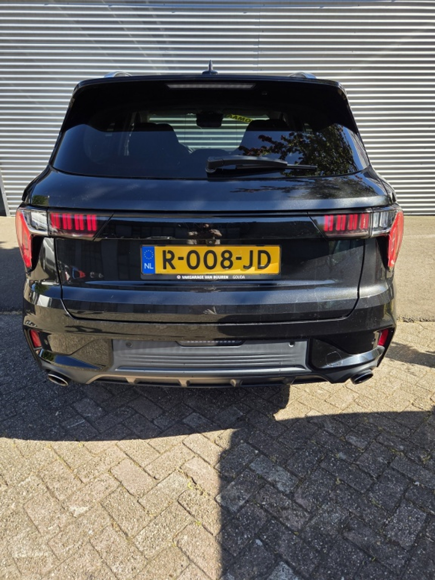 Foto van Lynk&co LYNK & Co 01