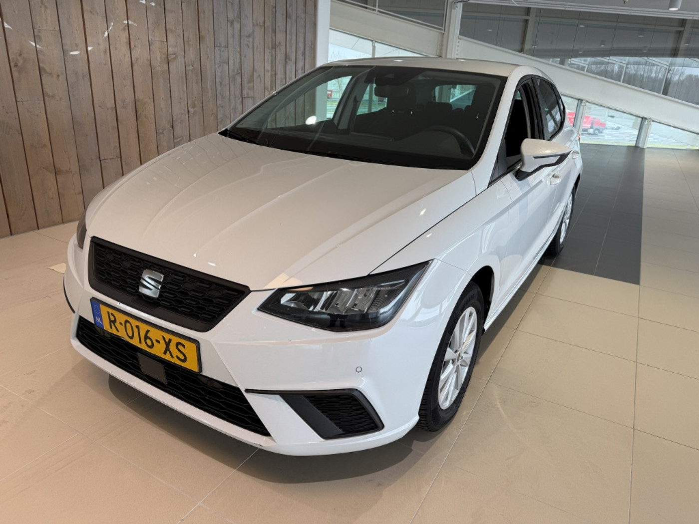 Seat Ibiza 1.0 EcoTSI Style Business Connect 2022 - voorkant