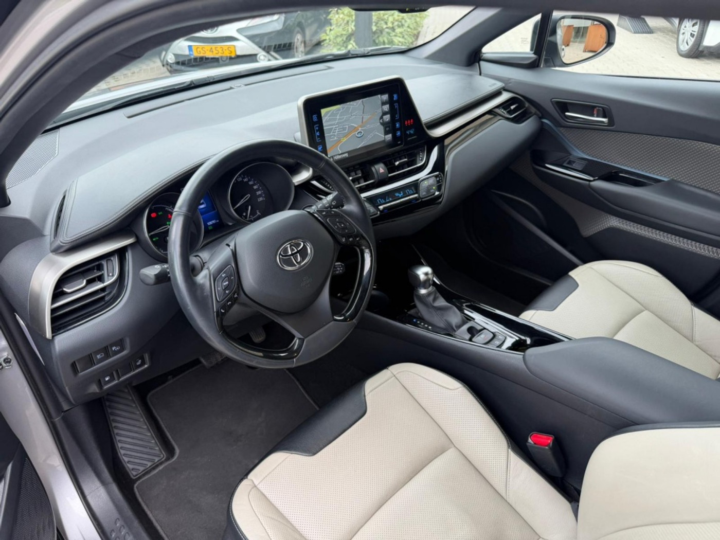 Foto van Toyota Toyota C-hr