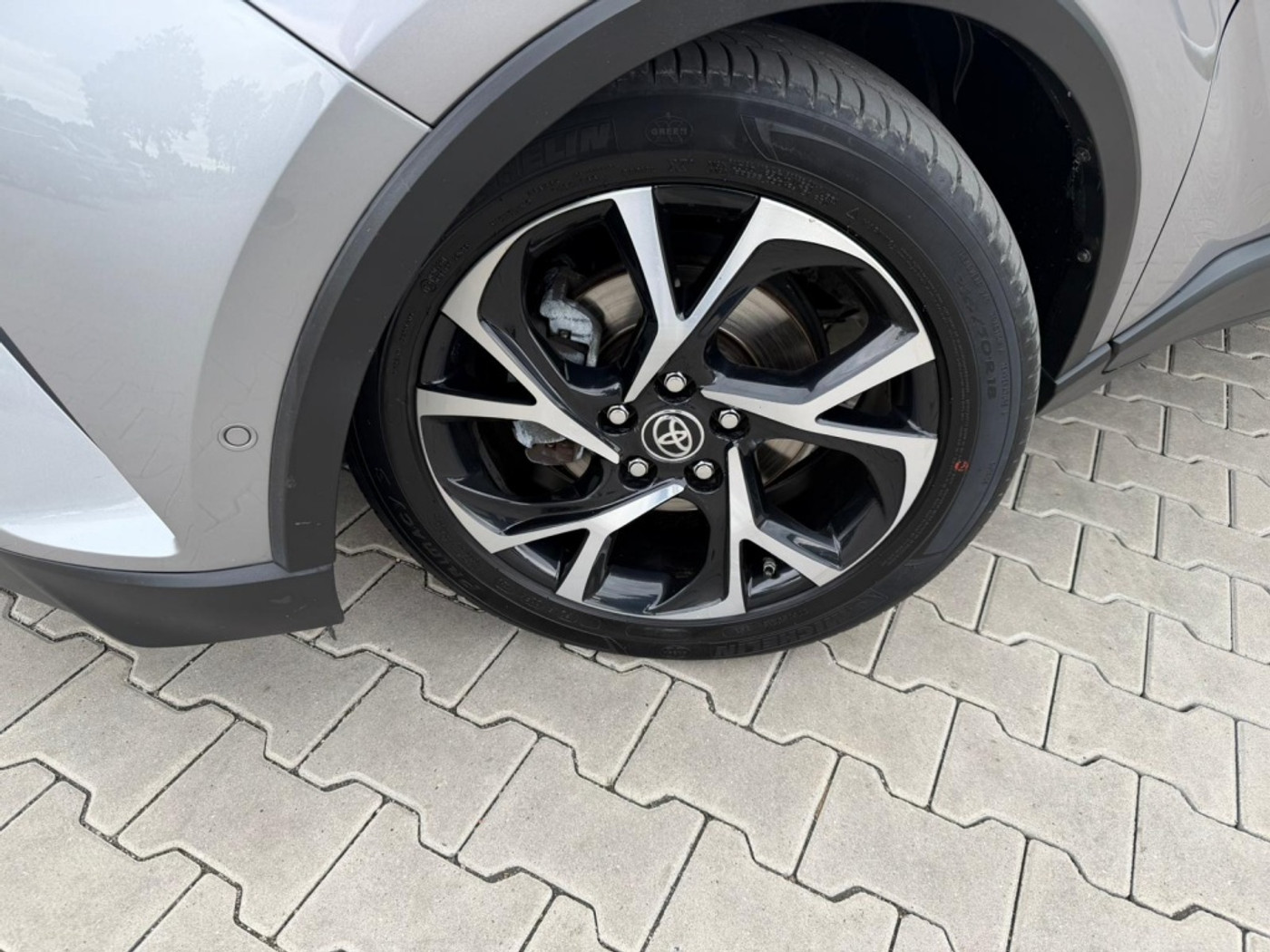Foto van Toyota Toyota C-hr