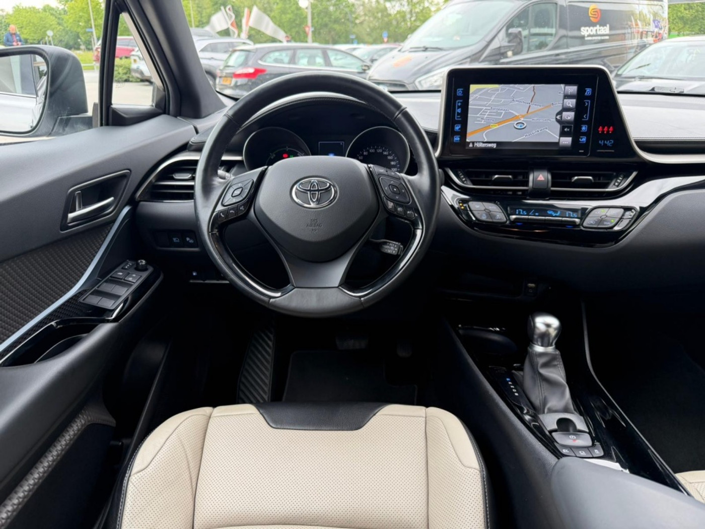 Foto van Toyota Toyota C-hr