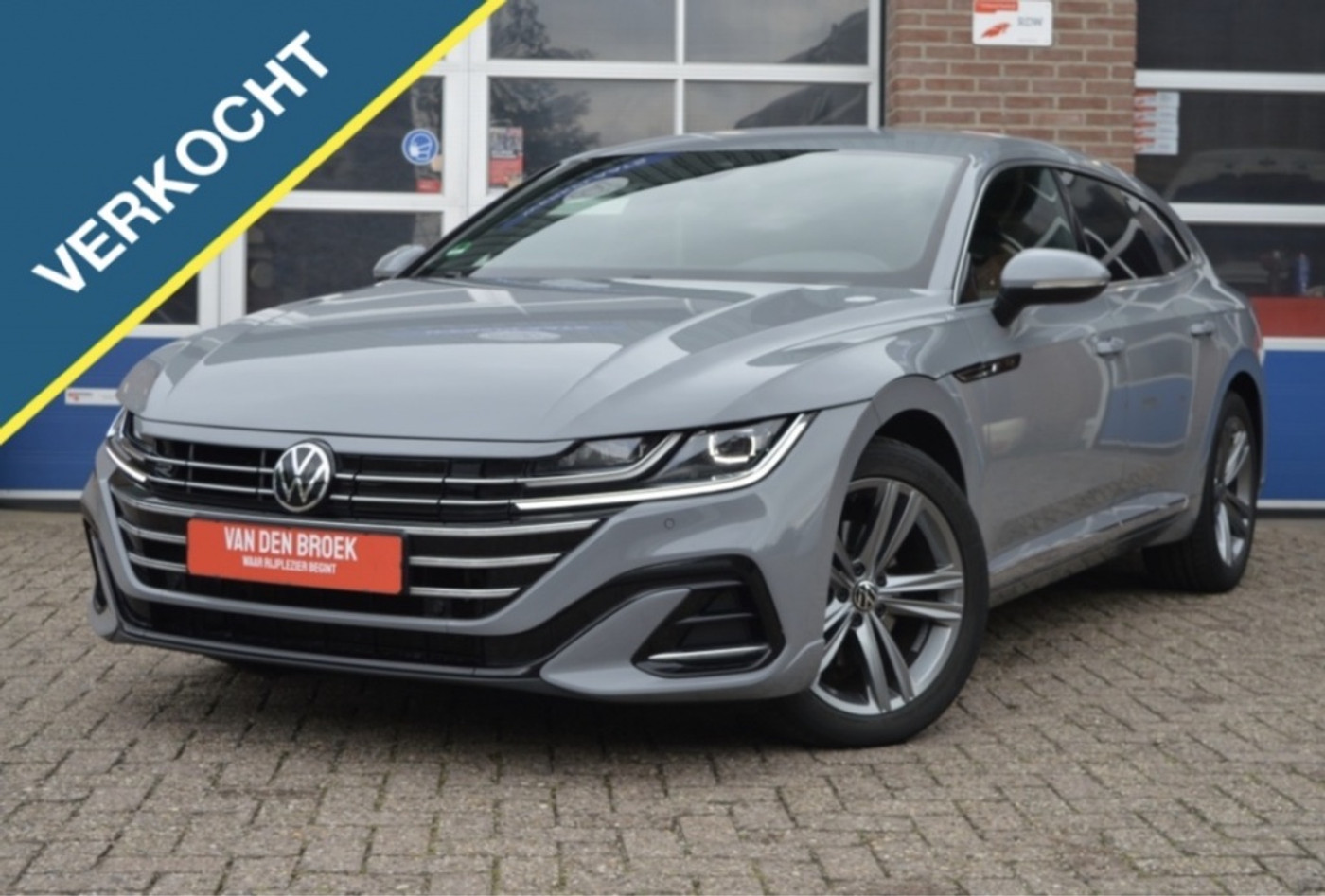 Volkswagen Arteon 1.4 TSI-e R-Line | AUT - CAMERA 2022 - voorkant