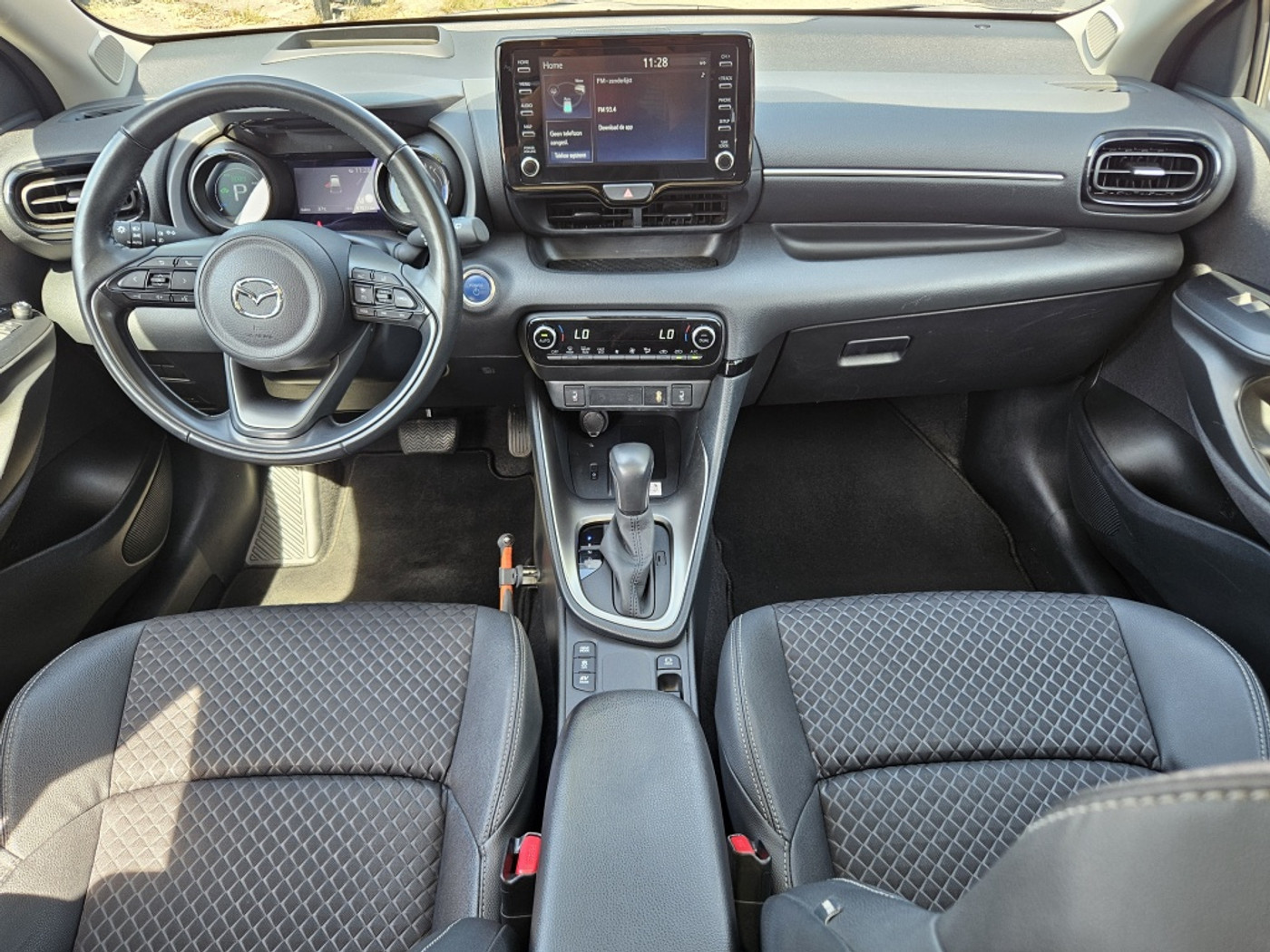 Foto van Mazda Mazda2 Hybrid