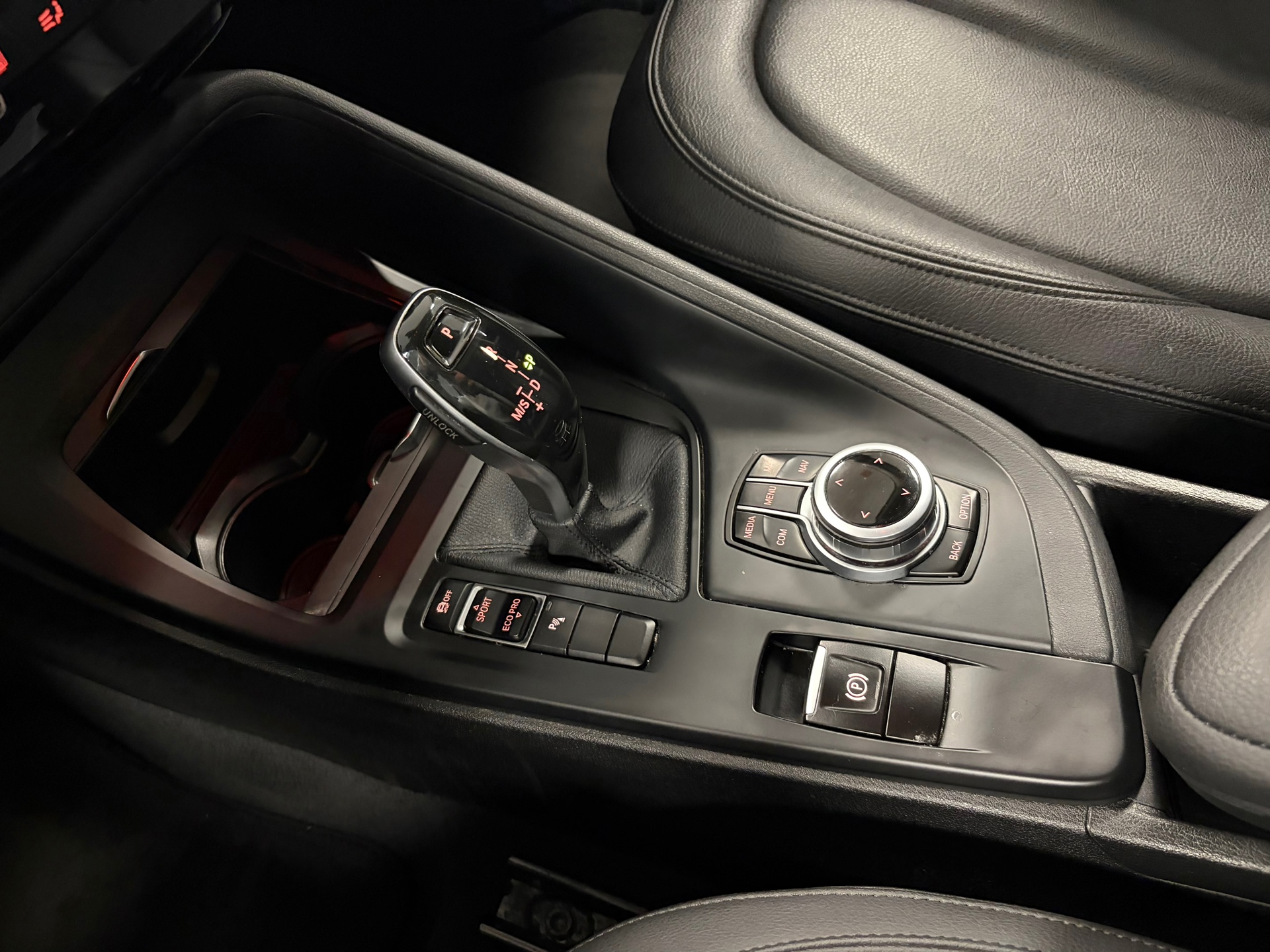 Foto van BMW X1 Sdrive18i