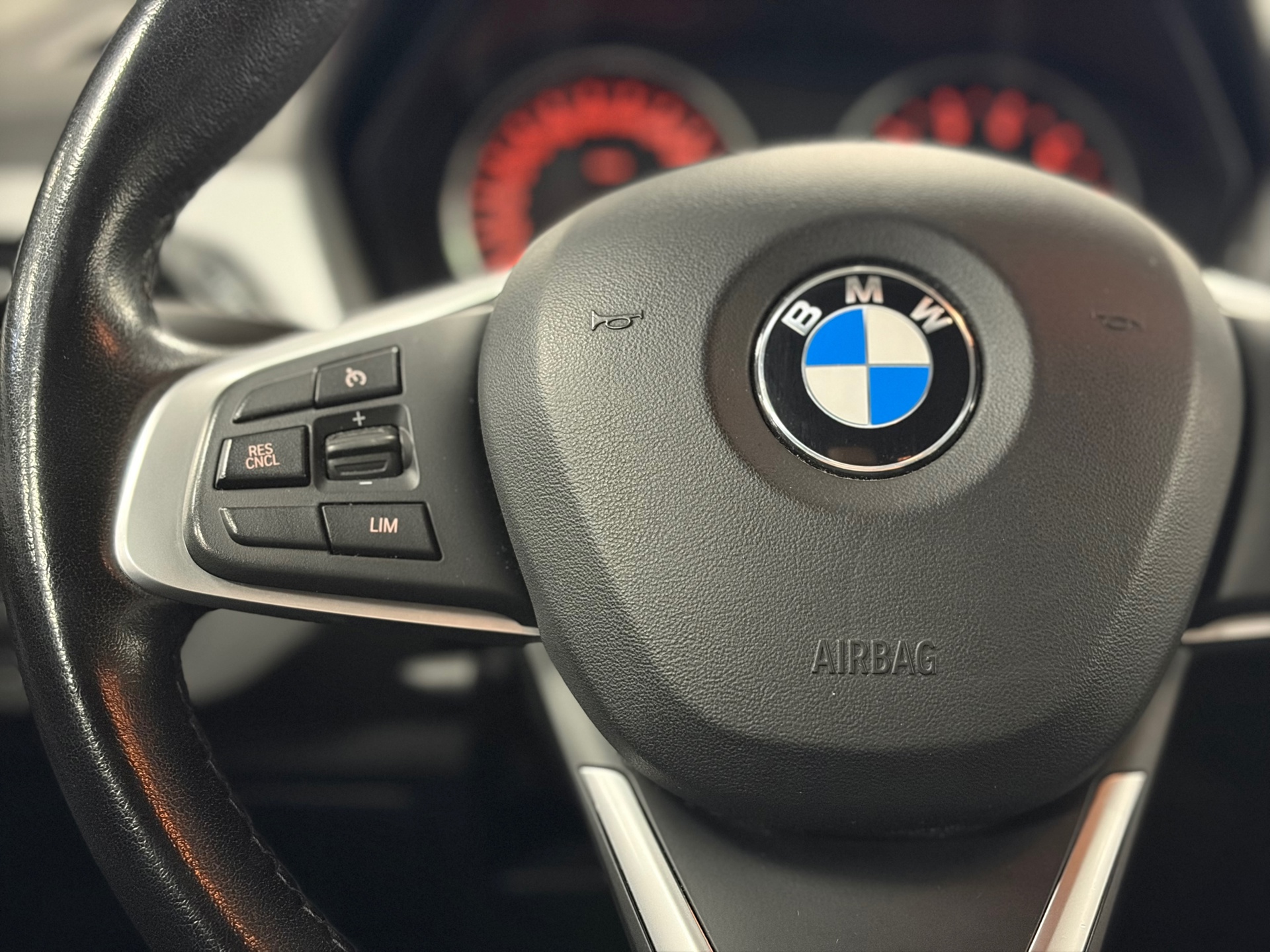Foto van BMW X1 Sdrive18i