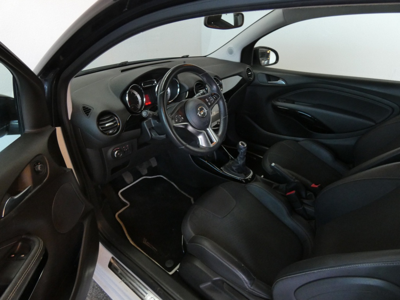 Foto van Opel Adam
