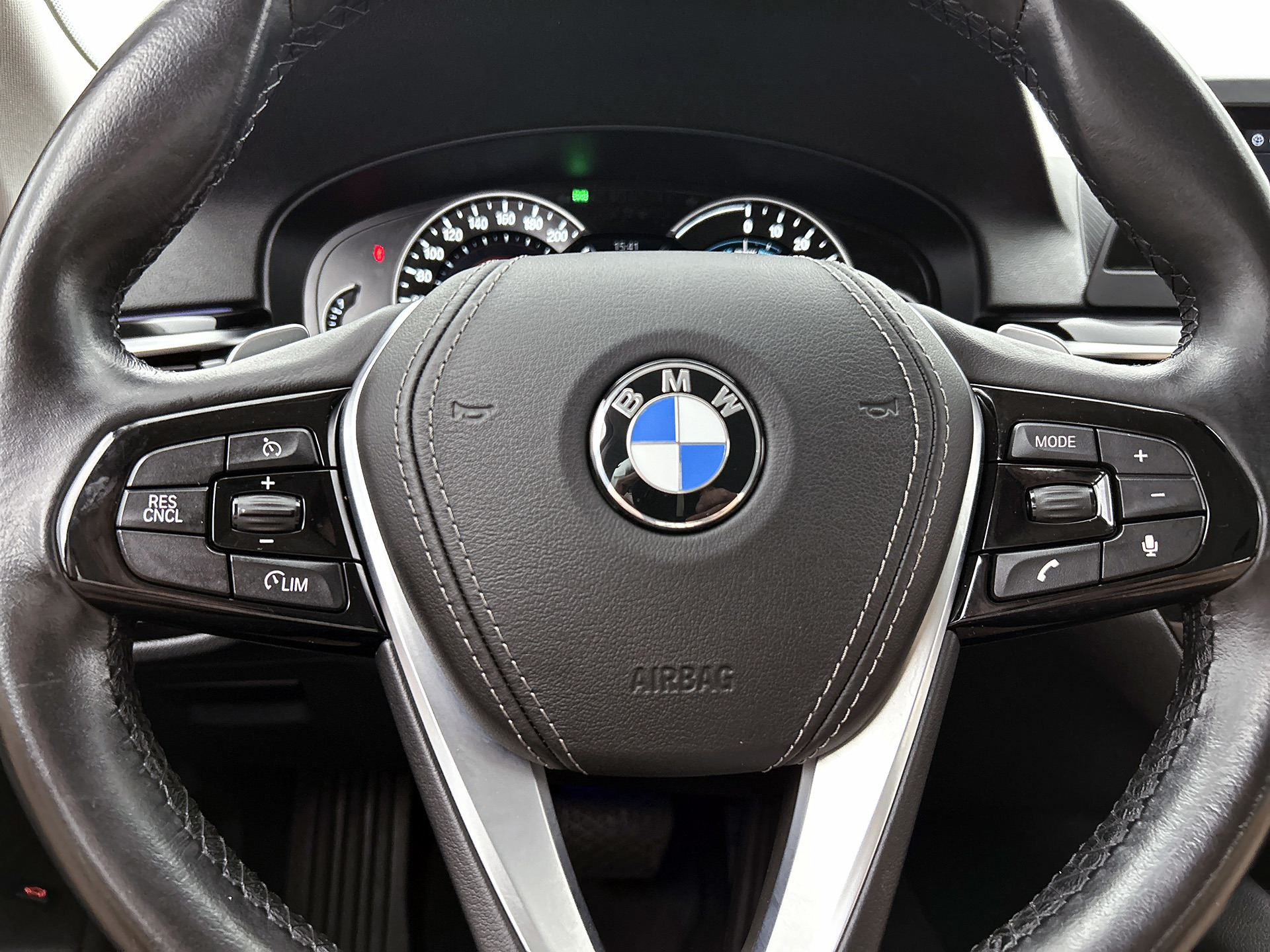 Foto van BMW 530e Iperformance