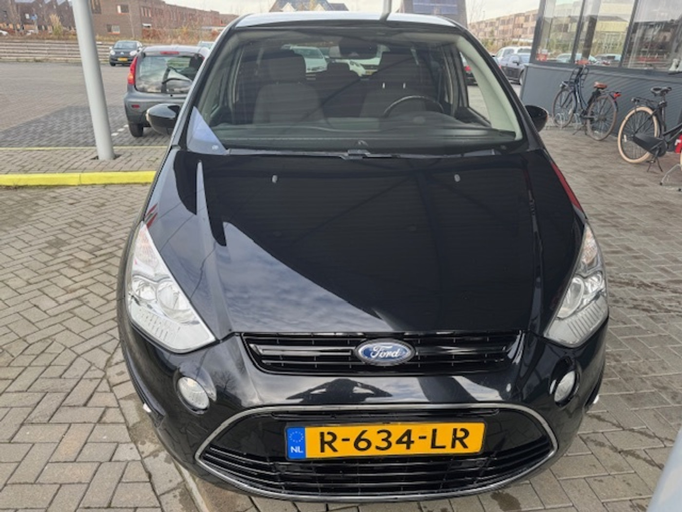 Foto van Ford S-max