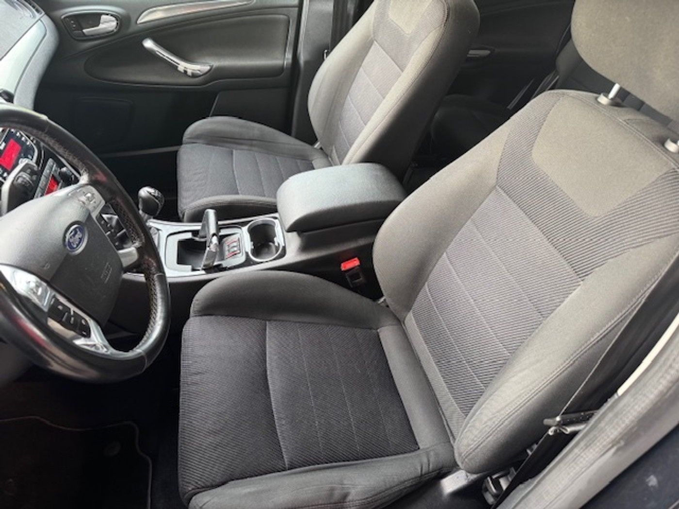 Foto van Ford S-max
