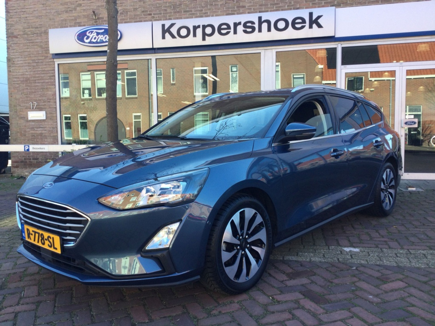 Ford Focus 1.0 EcoBoost ST Line X Business 2021 - voorkant