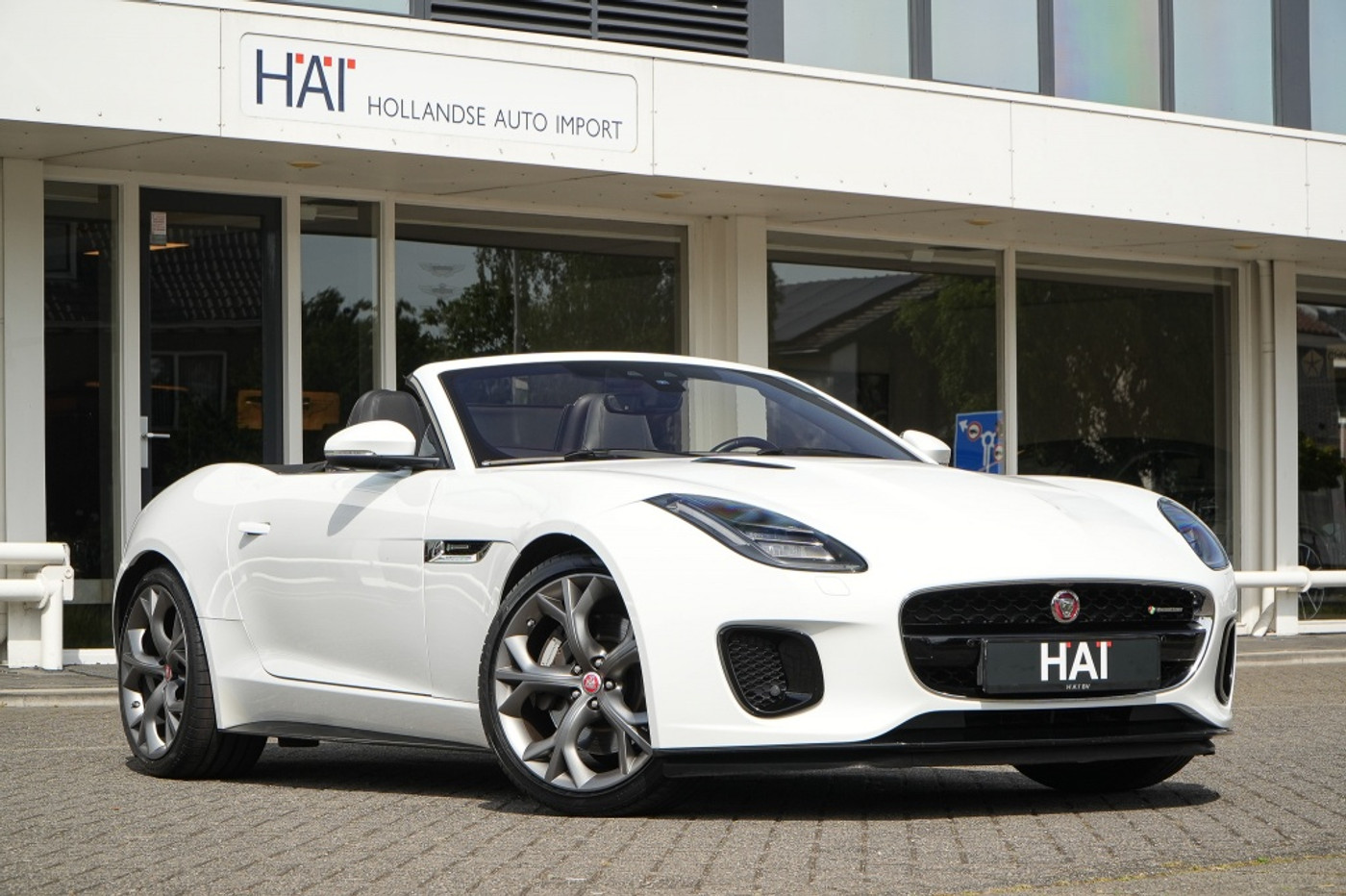Jaguar Jaguar F-type 2.0T R-Dynamic Convertible 2018 - voorkant