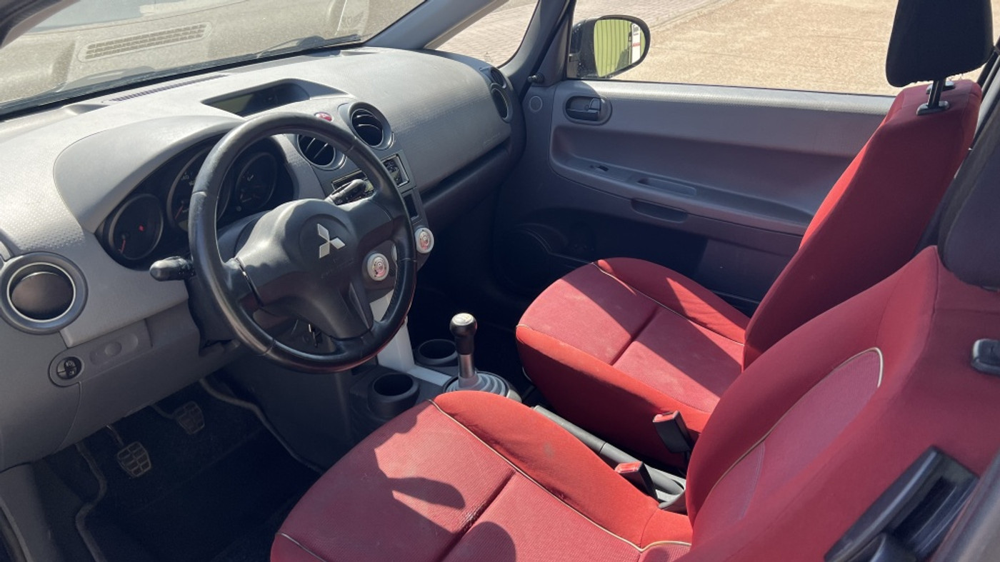 Foto van Mitsubishi Mitsubishi Colt