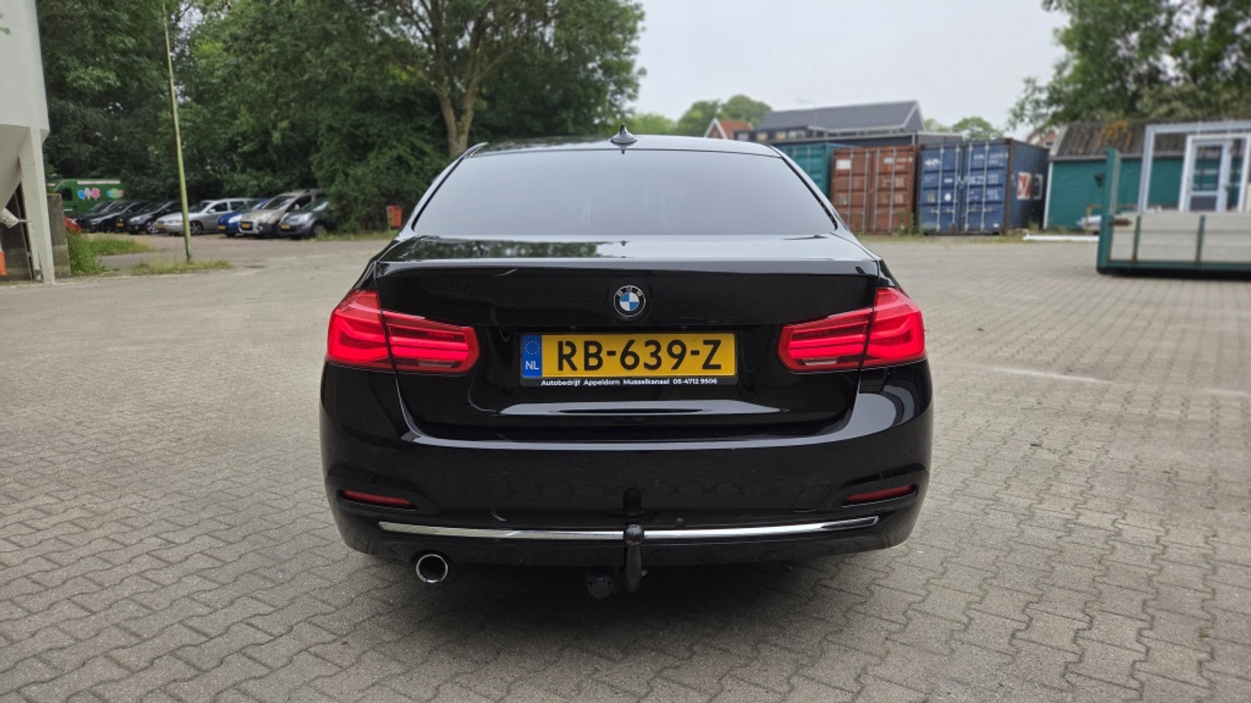 Foto van BMW 318i