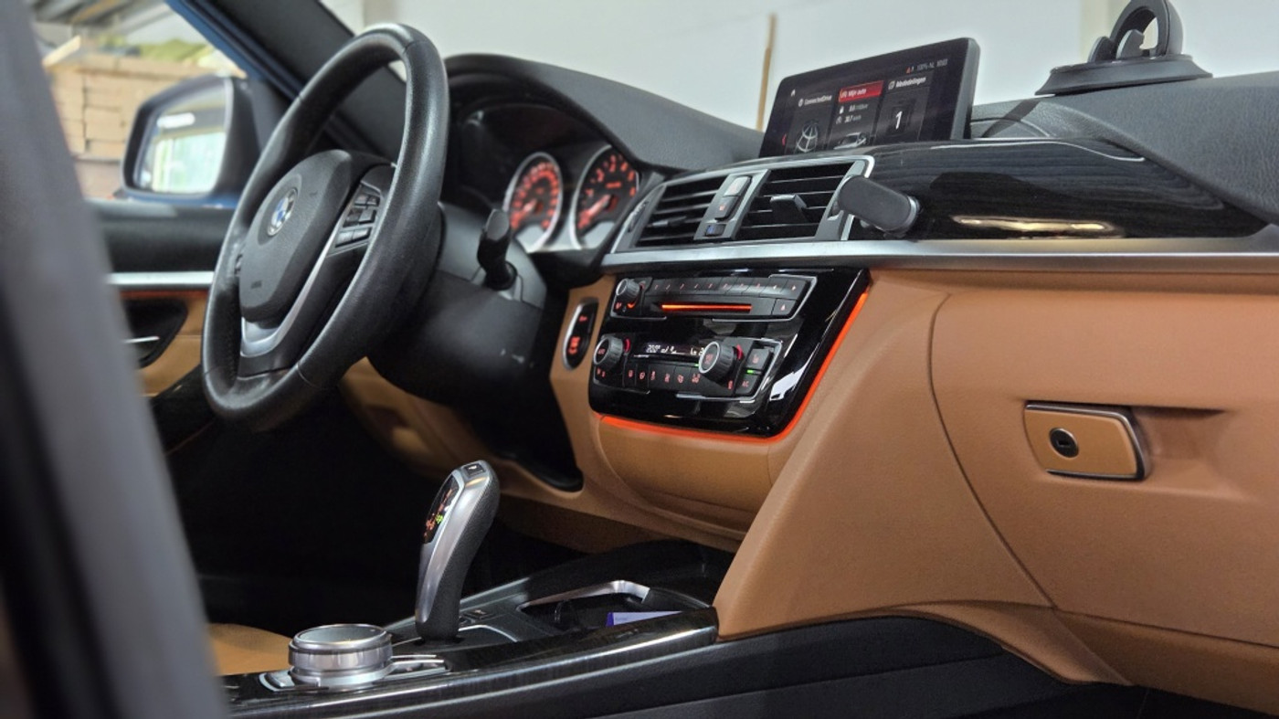 Foto van BMW 318i