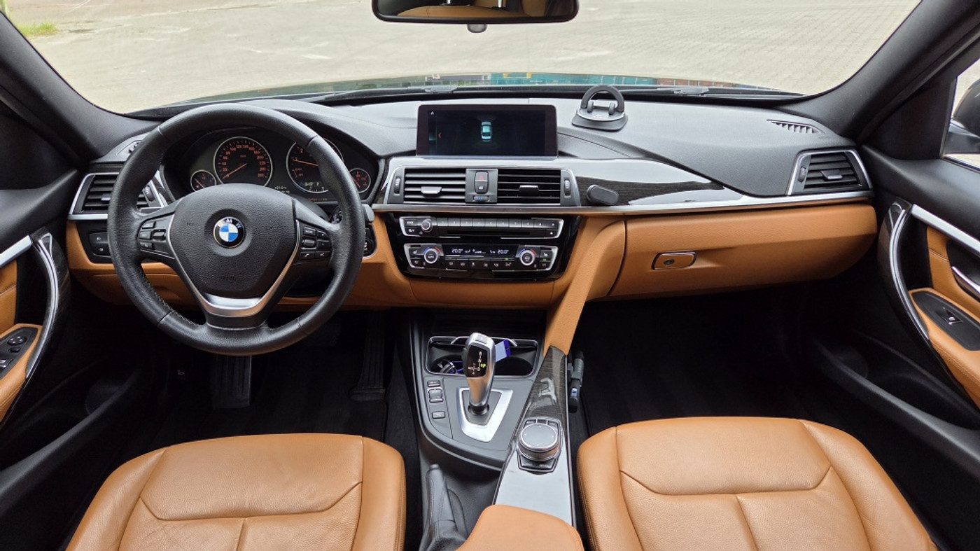 Foto van BMW 318i