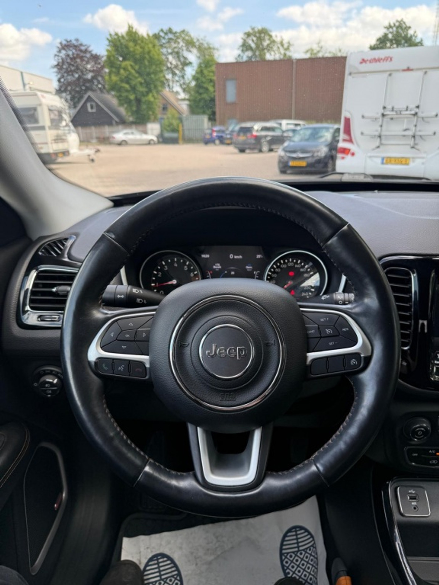 Foto van Jeep Compass