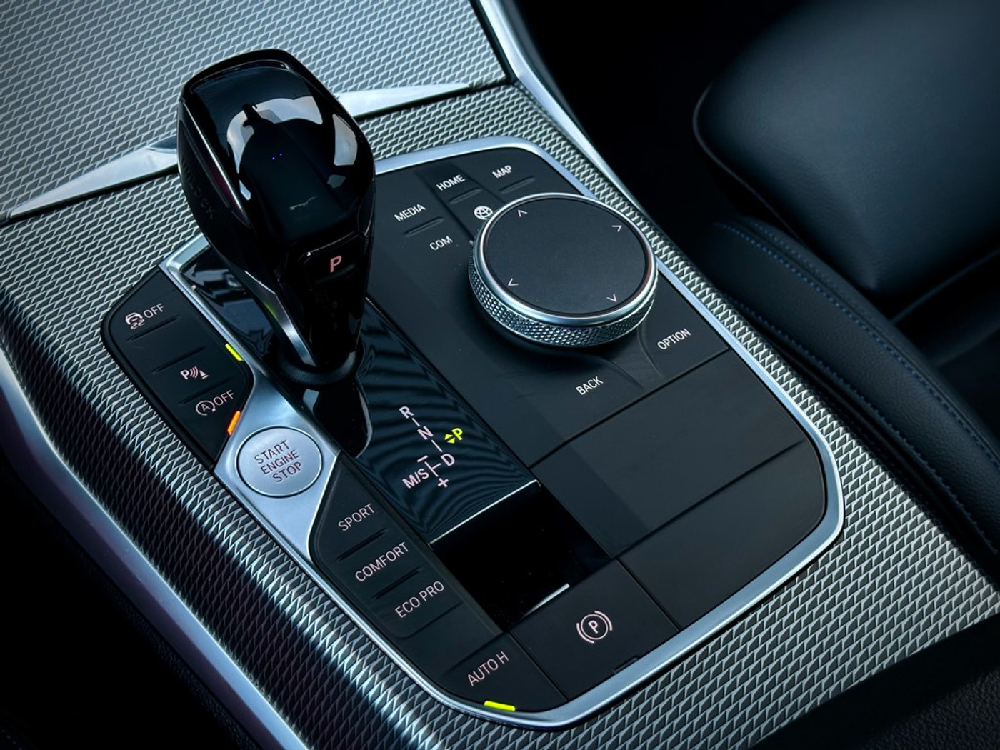 Foto van BMW 330i