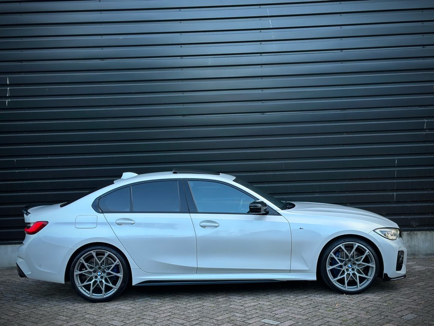 Foto van BMW 330i