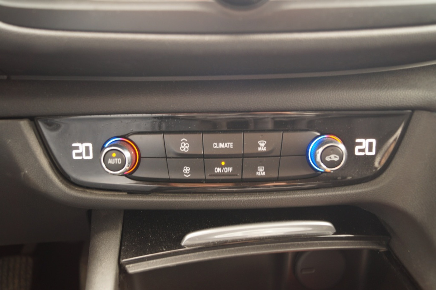 Foto van Opel Insignia Grand Sport
