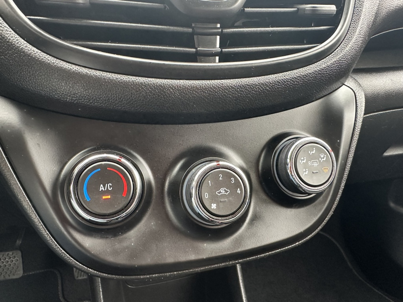 Foto van Opel Karl