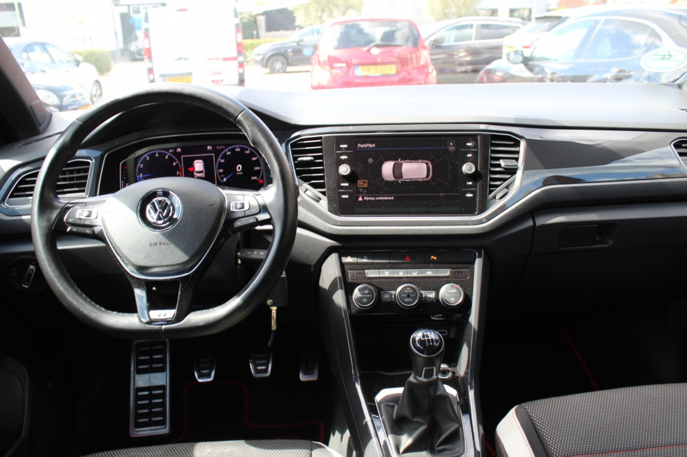 Foto van Volkswagen T-roc