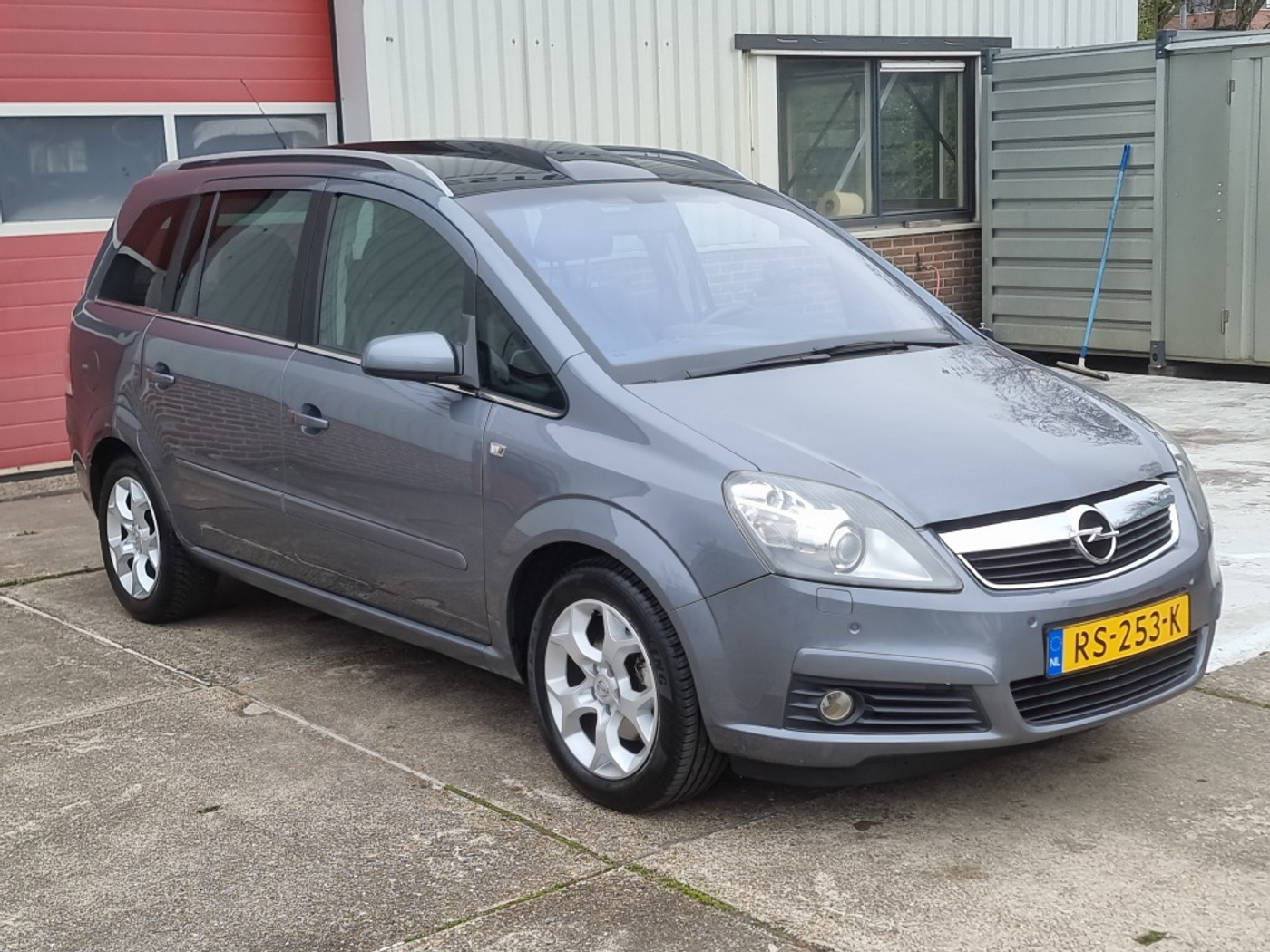 Foto van Opel Zafira