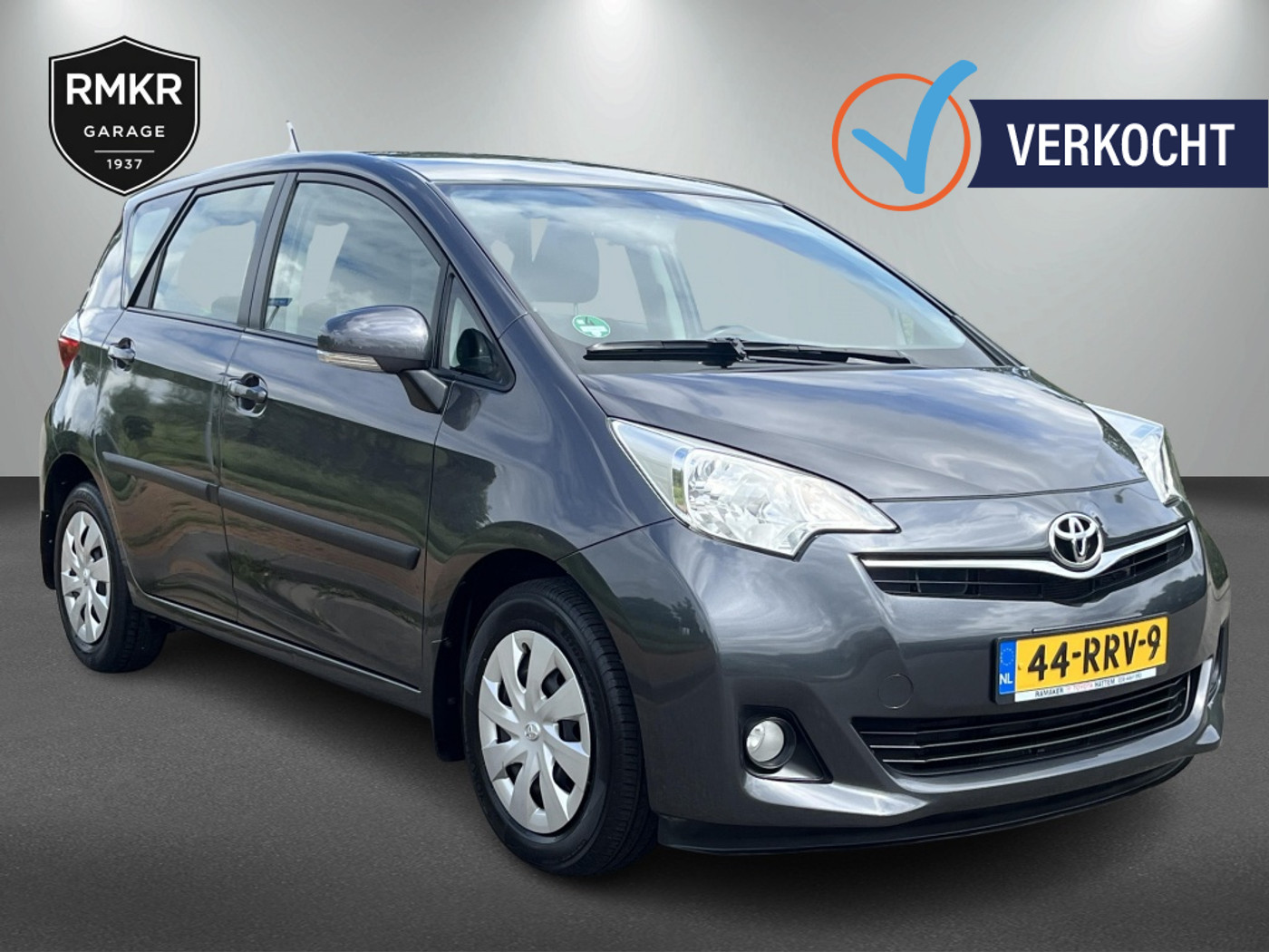Toyota Toyota Verso-s 1.3 VVT-i Aspiration | 1e eig. | 2011 - voorkant