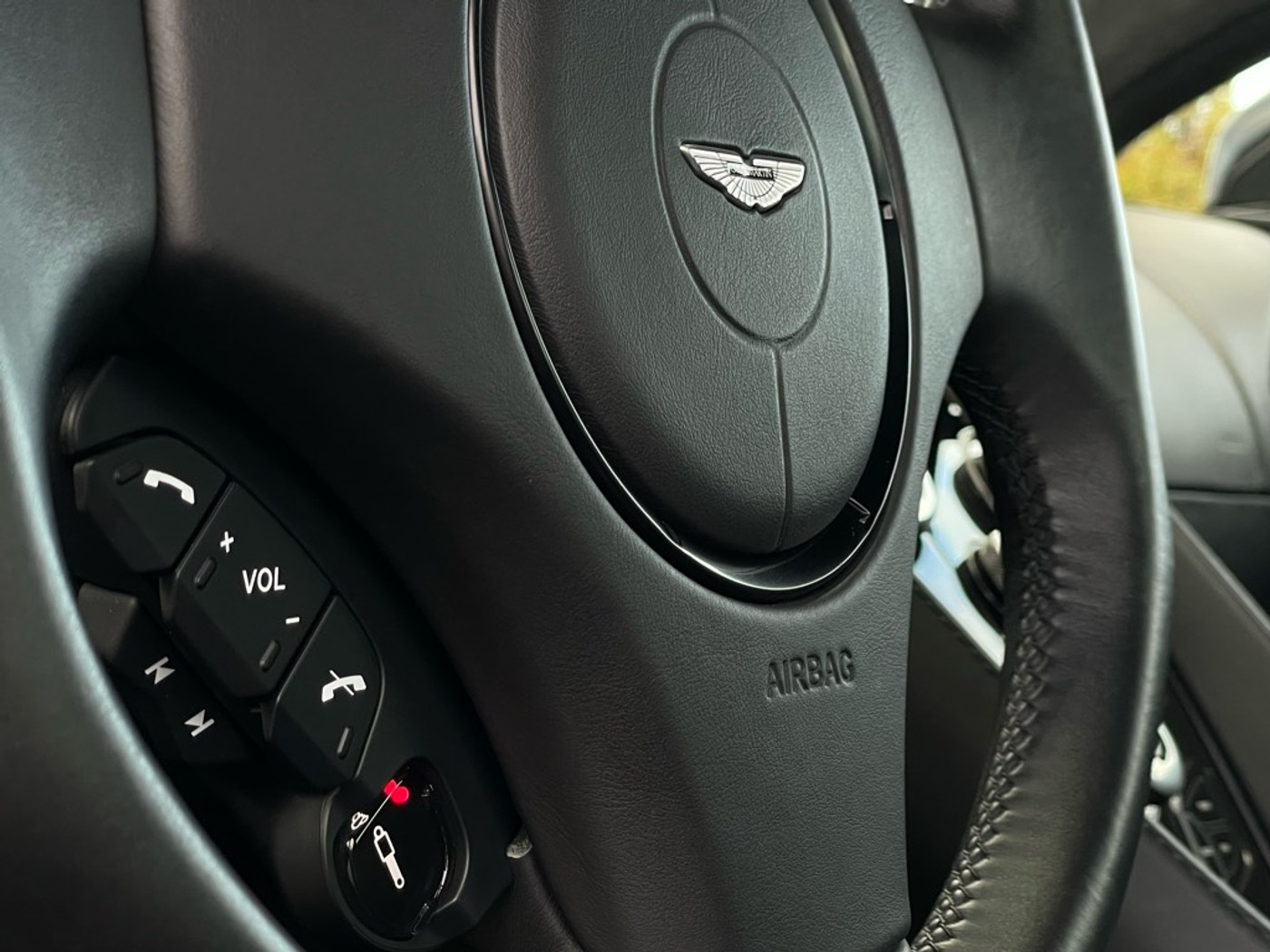 Foto van Aston Martin Vanquish