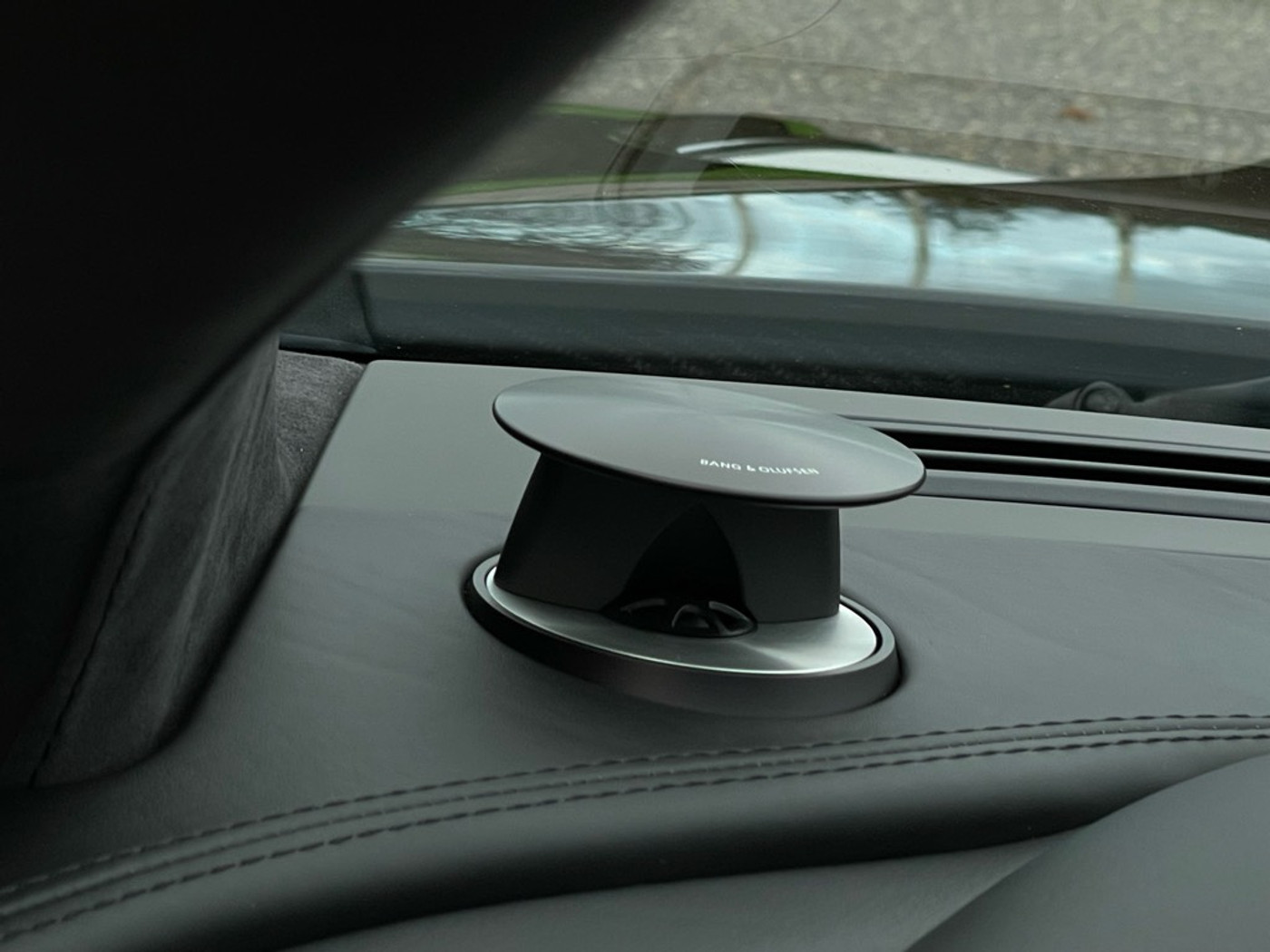 Foto van Aston Martin Vanquish