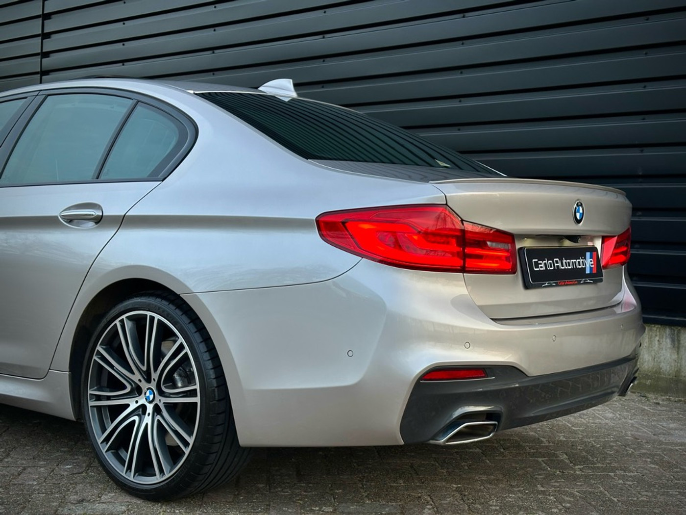 Foto van BMW 540i