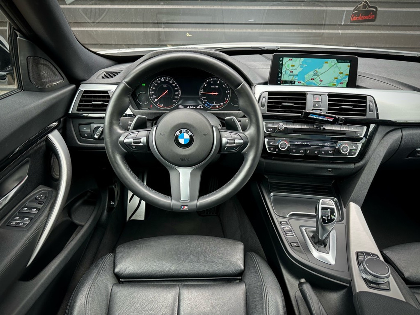 Foto van BMW 320i
