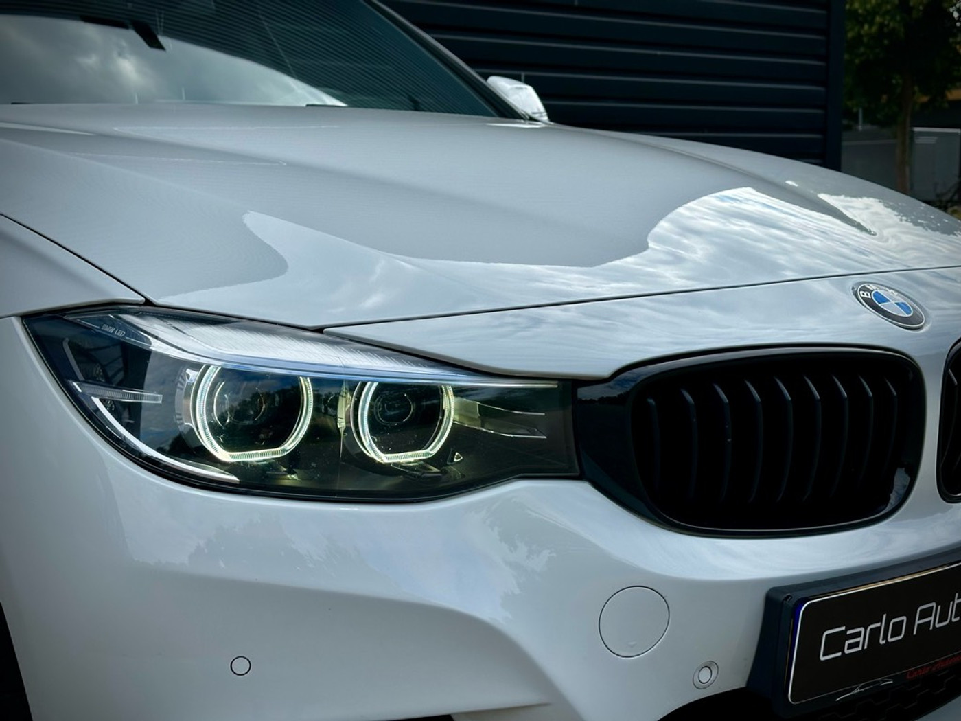 Foto van BMW 320i