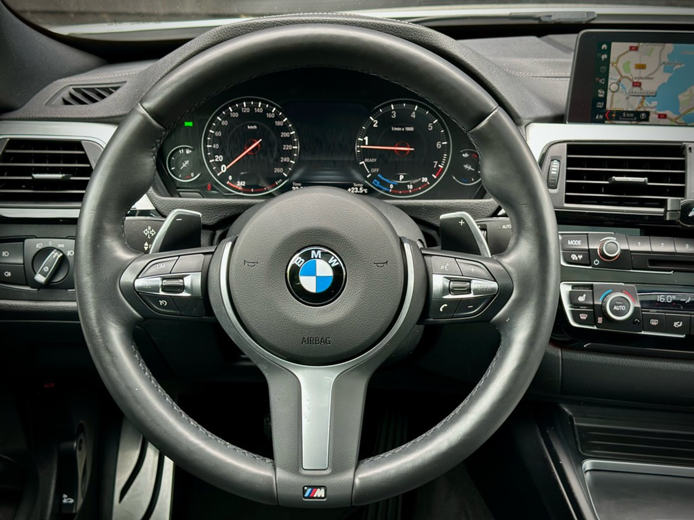 Foto van BMW 320i