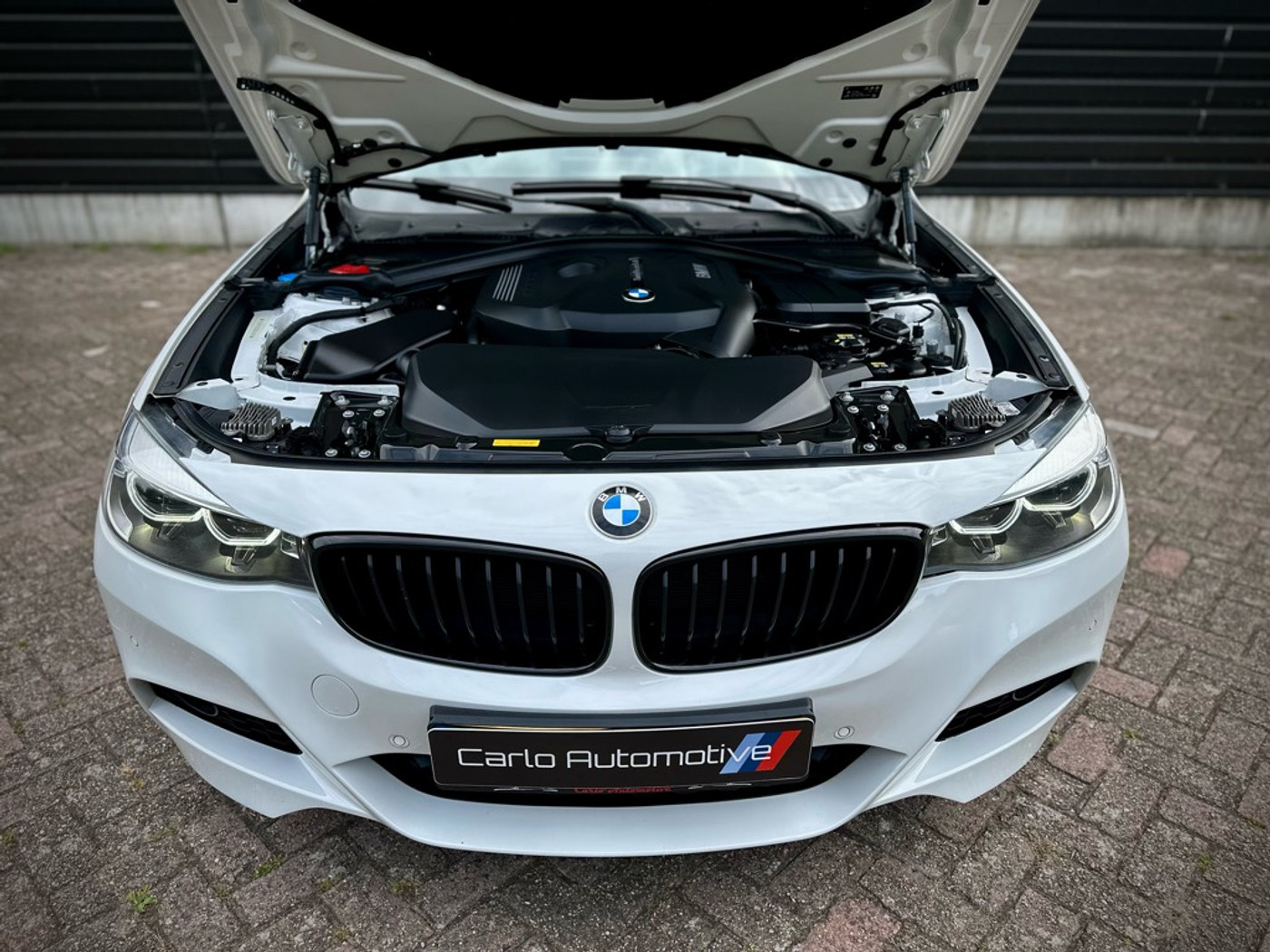 Foto van BMW 320i