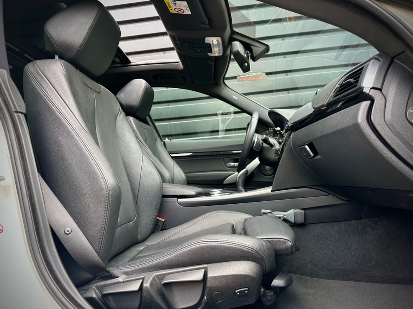 Foto van BMW 320i