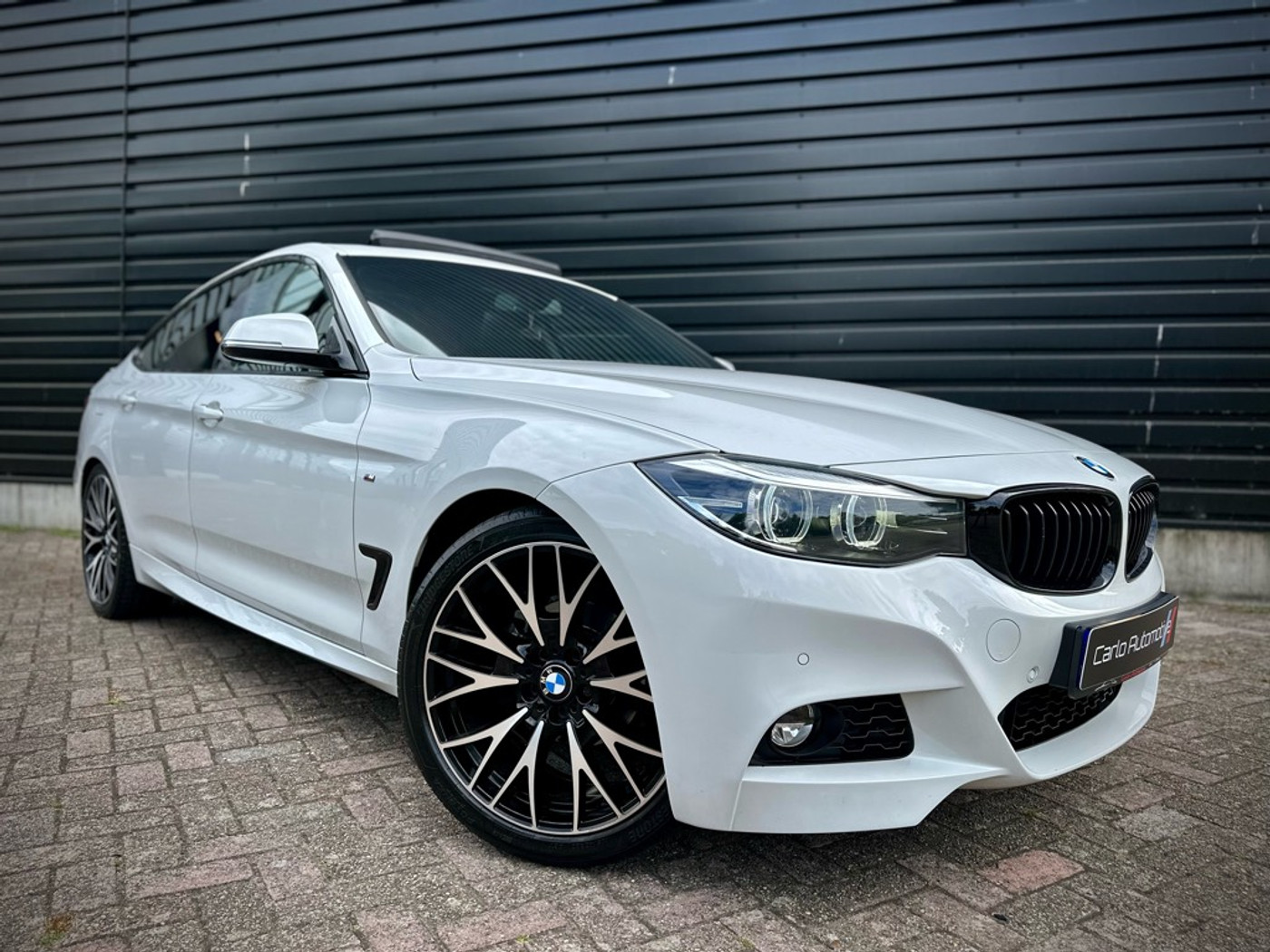 Foto van BMW 320i