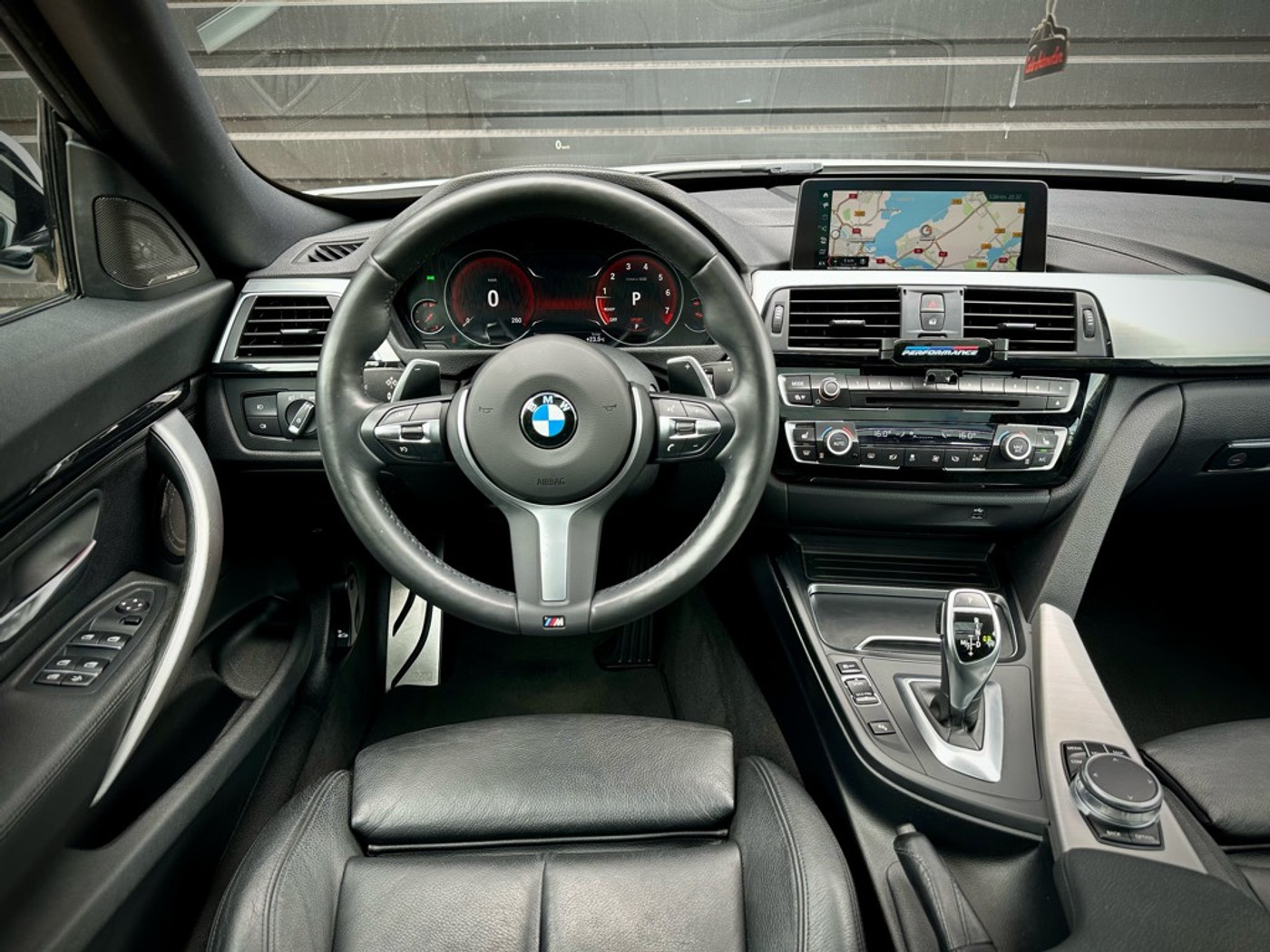 Foto van BMW 320i