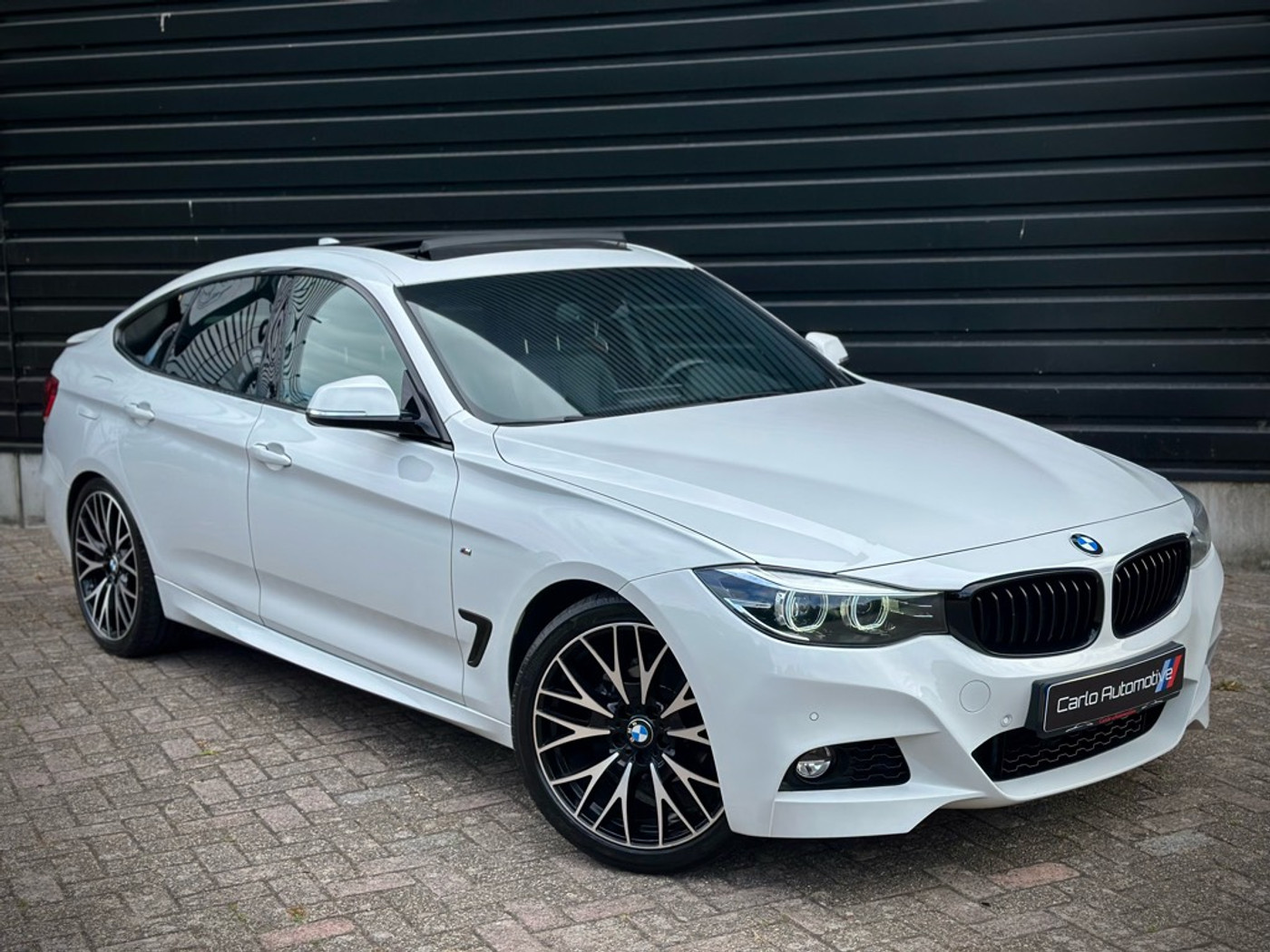 Foto van BMW 320i