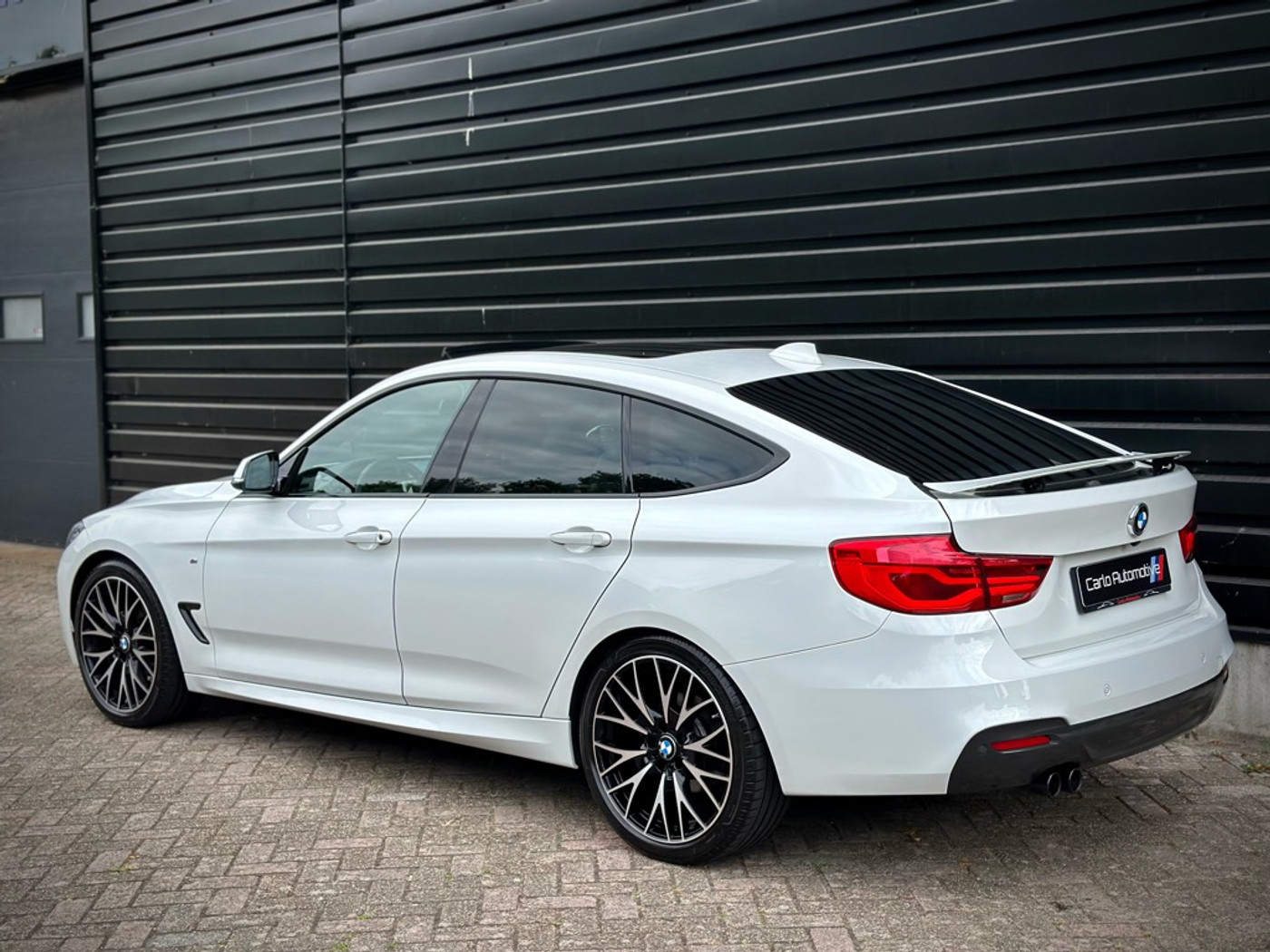 Foto van BMW 320i