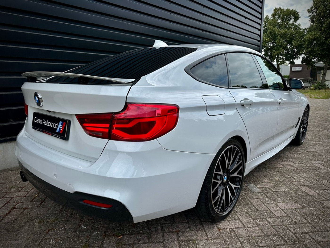 Foto van BMW 320i