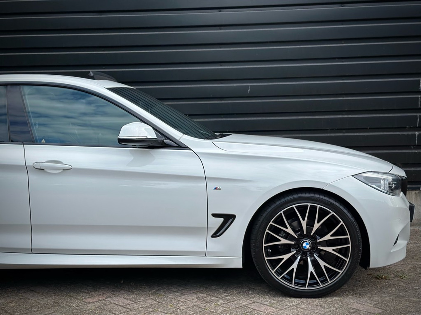 Foto van BMW 320i
