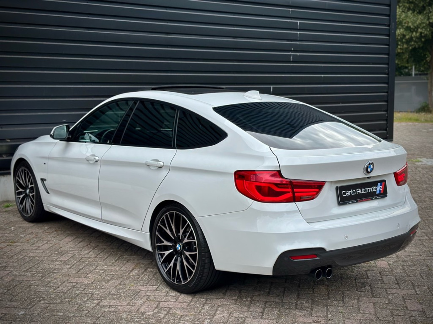 Foto van BMW 320i