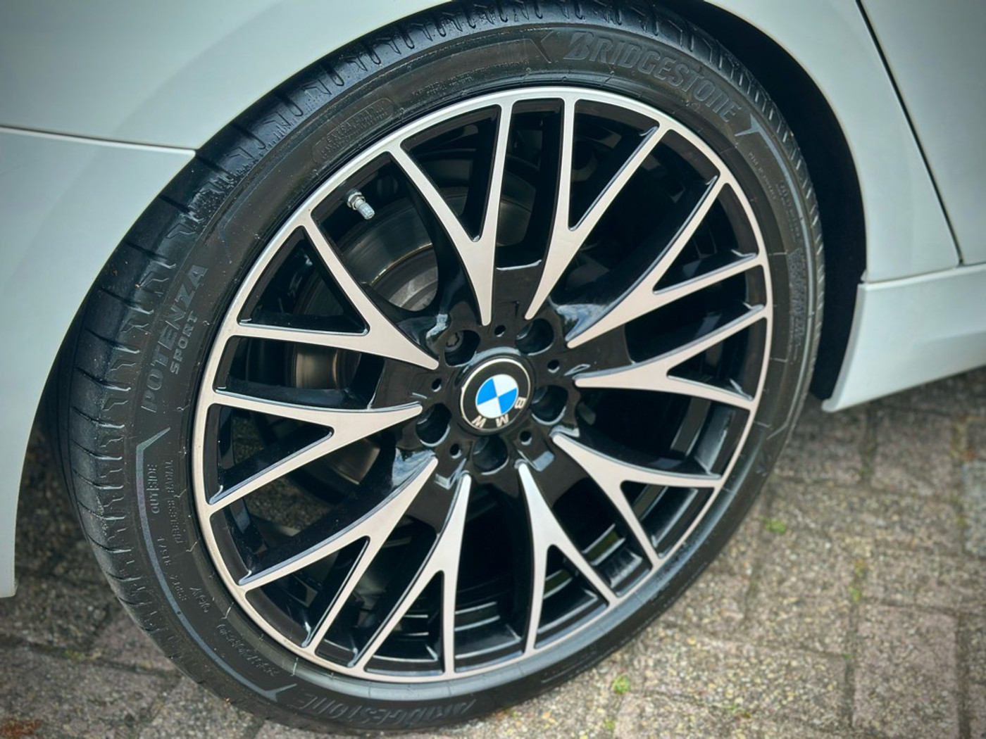 Foto van BMW 320i