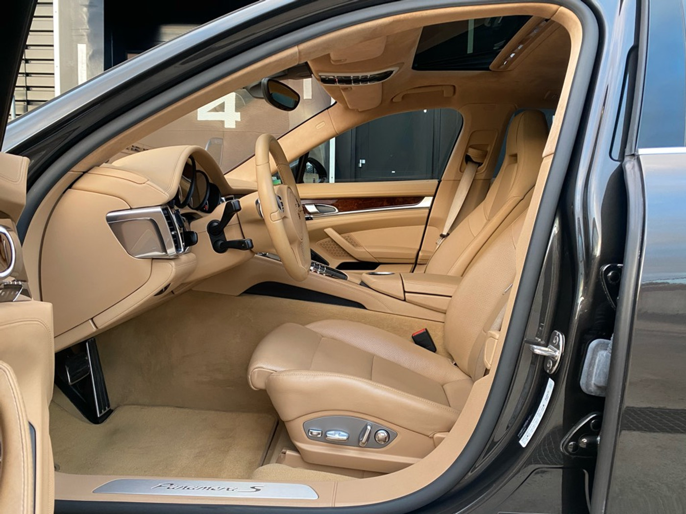 Foto van Porsche Panamera S