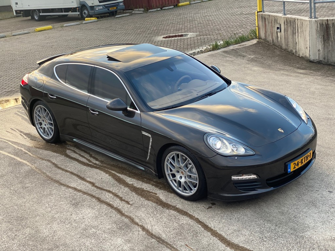 Foto van Porsche Panamera S
