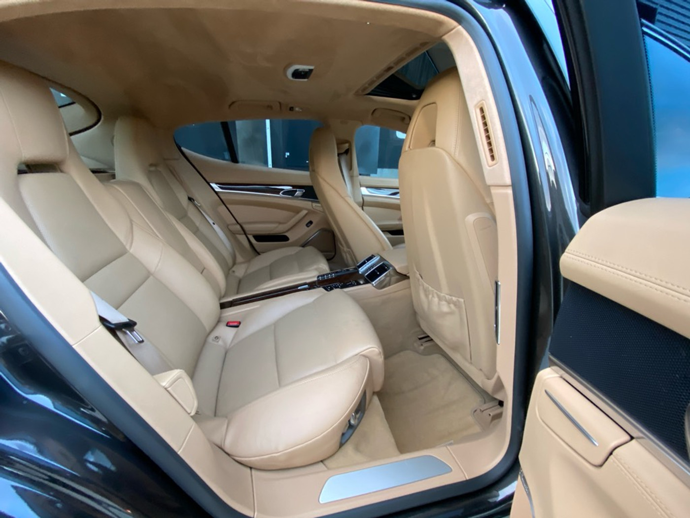 Foto van Porsche Panamera S
